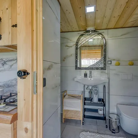 Luxury Glamping House Pia - Happy Lejlighed