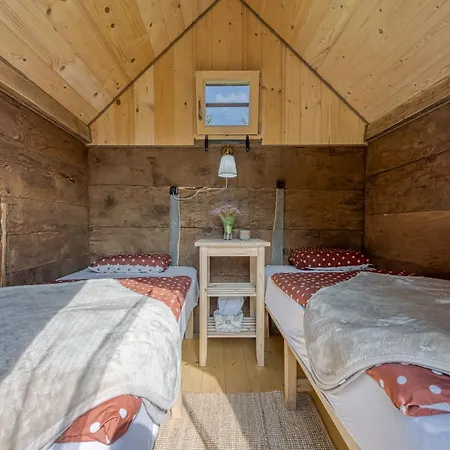 Luxury Glamping House Pia - Happy * Ivancna Gorica