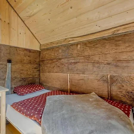 Luxury Glamping House Pia - Happy * Ivancna Gorica